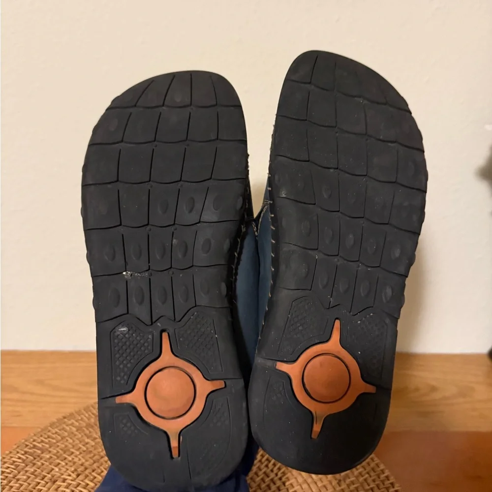 Men's Casual Slip-On Leather Handmade Shoes in Navy with Contrast Stitching‎